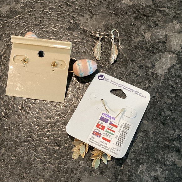 Earring Bundle - Picture 3 of 3